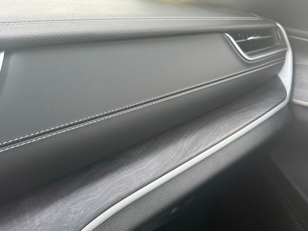 2025 Jeep Grand Cherokee Limited - Photo 24