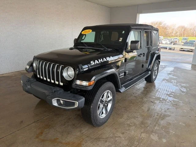 Used 2019 Black Jeep Unlimited Sahara image 2