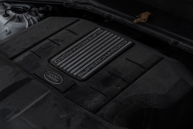 Used 2019 White Land Rover HSE Luxury image 73