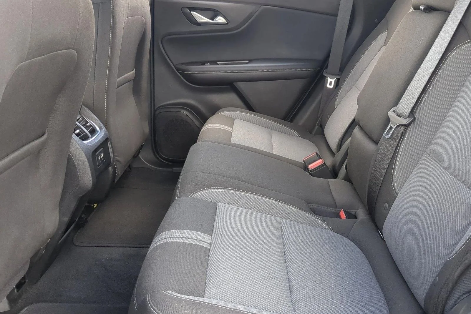 Used 2023 Summit White Chevrolet LT image 16