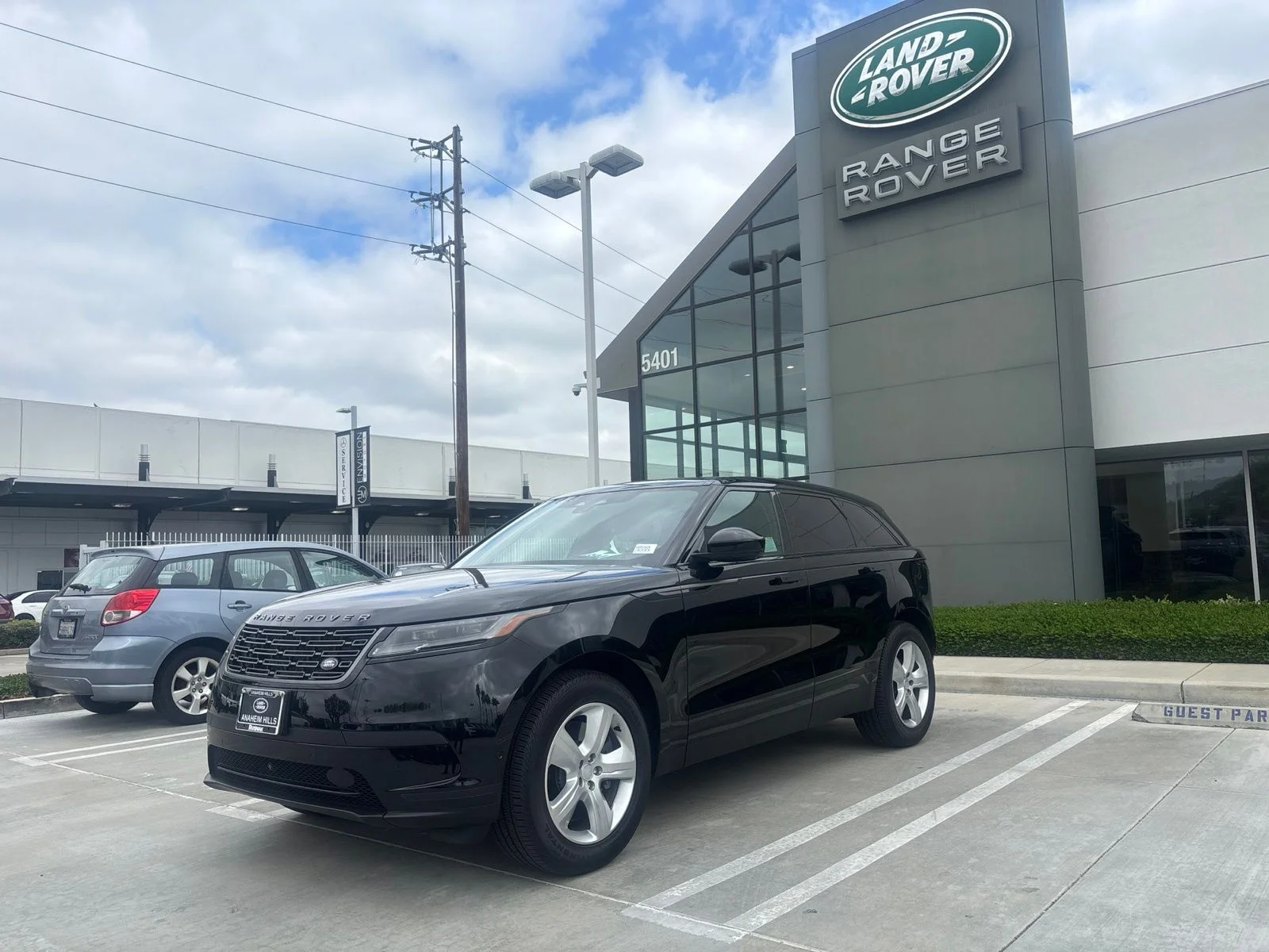 2026 Land Rover Range Rover Velar P250 S's photo