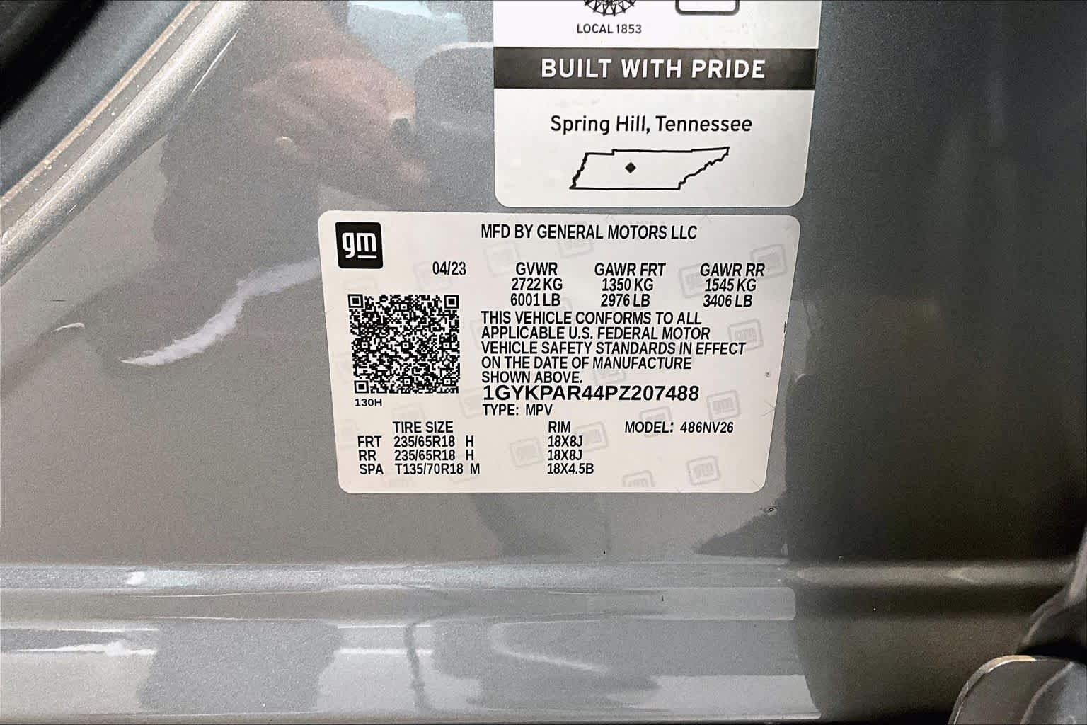 Used 2023 Argent Silver Metallic Cadillac FWD Luxury image 34
