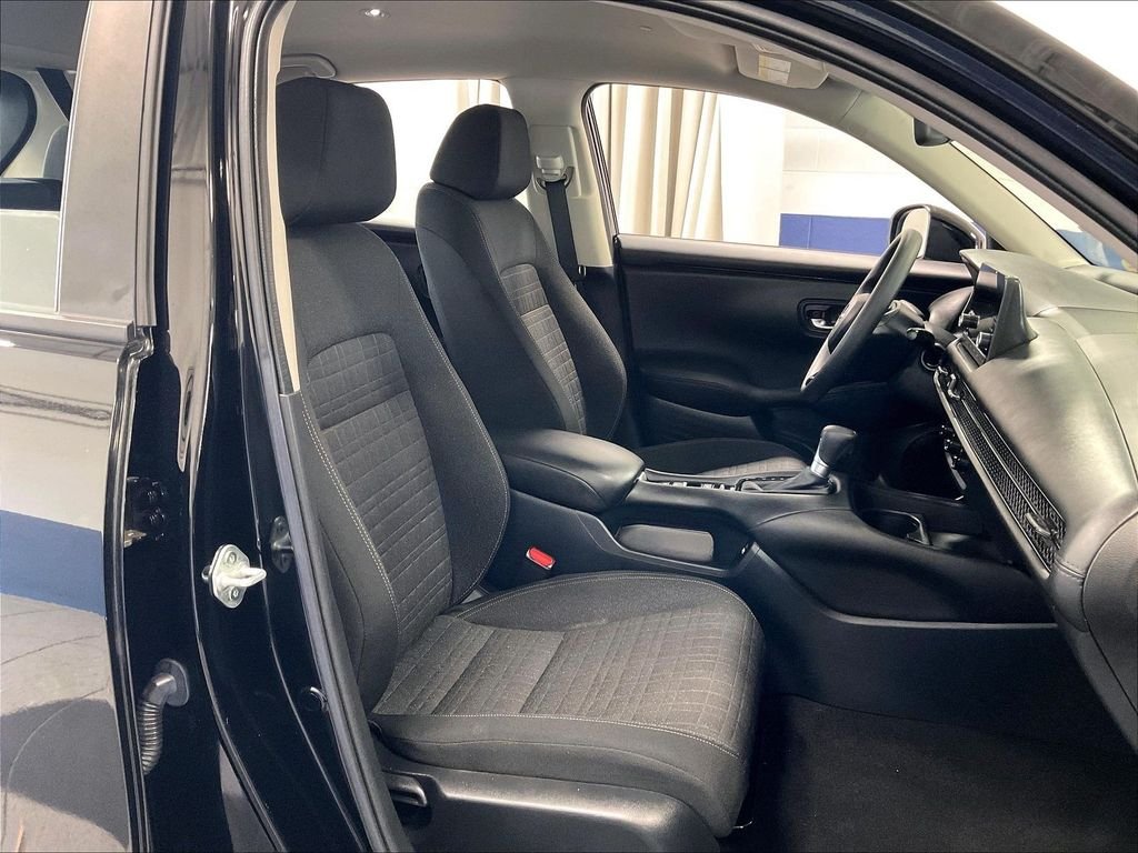 Used 2023 Black Honda LX image 11