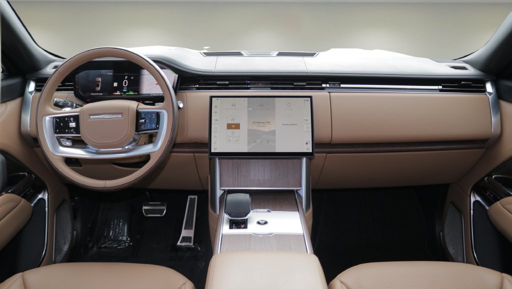 Used 2024 White Land Rover Autobiography image 14