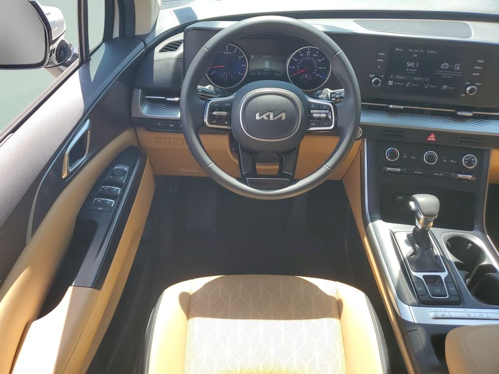 Used 2024 White Kia LX image 12