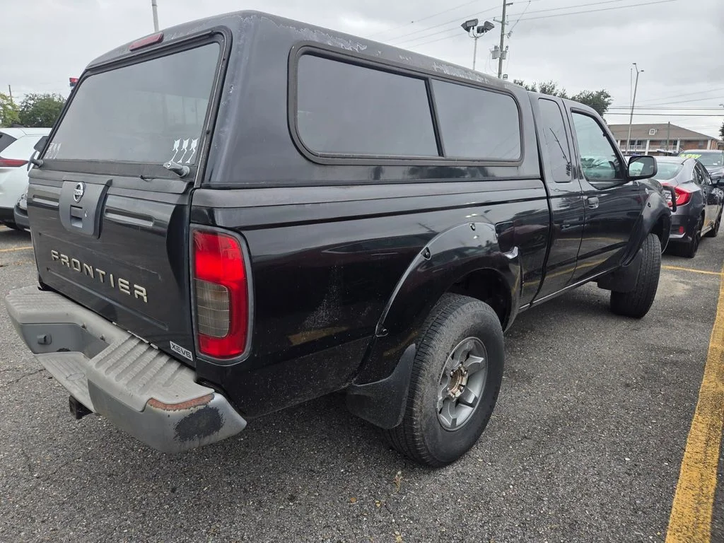 Used 2004 Black Nissan XE image 4