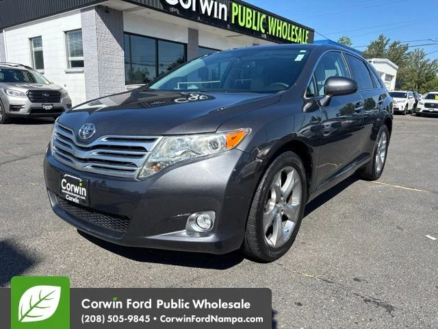 Used 2010 Magnetic Gray Metallic Toyota  image 1