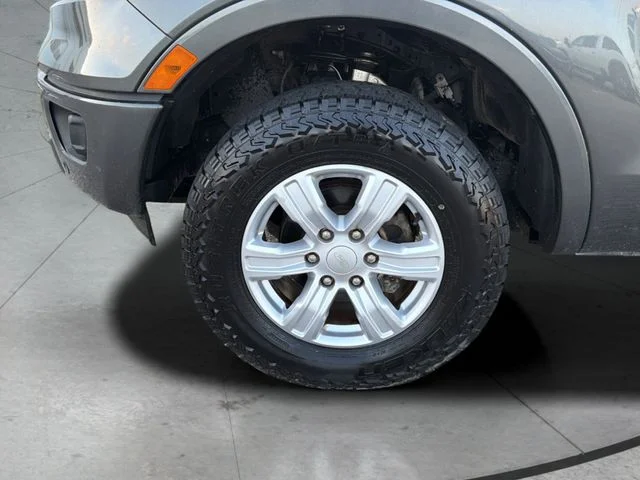 Used 2019 Gray Ford XLT image 29
