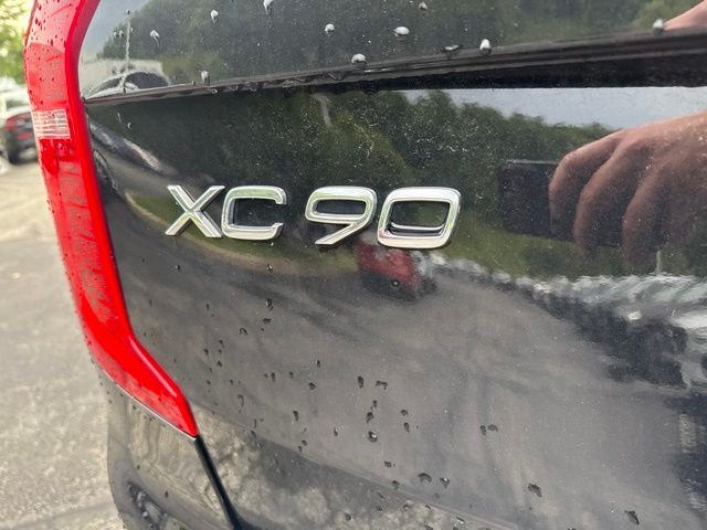 Certified Used 2025 Black Volvo T8 Ultra image 13