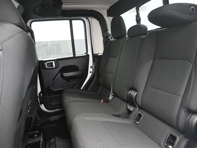 2020 Jeep Gladiator Sport S - Photo 12