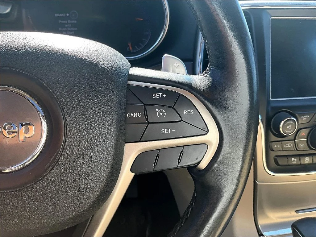 Used 2017 Black Jeep Limited image 16