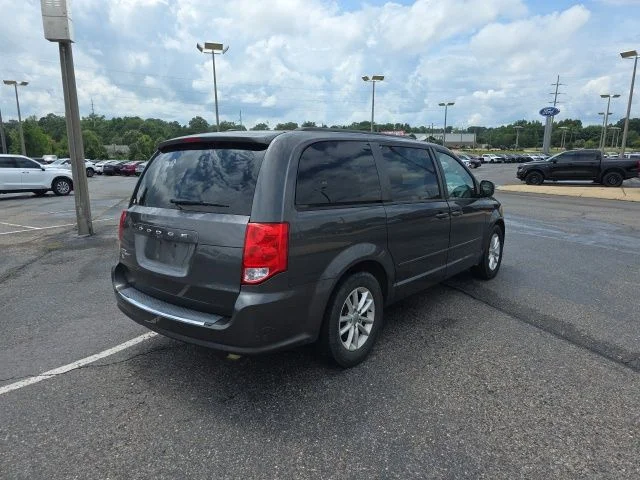 Used 2016 Gray Dodge SXT image 3