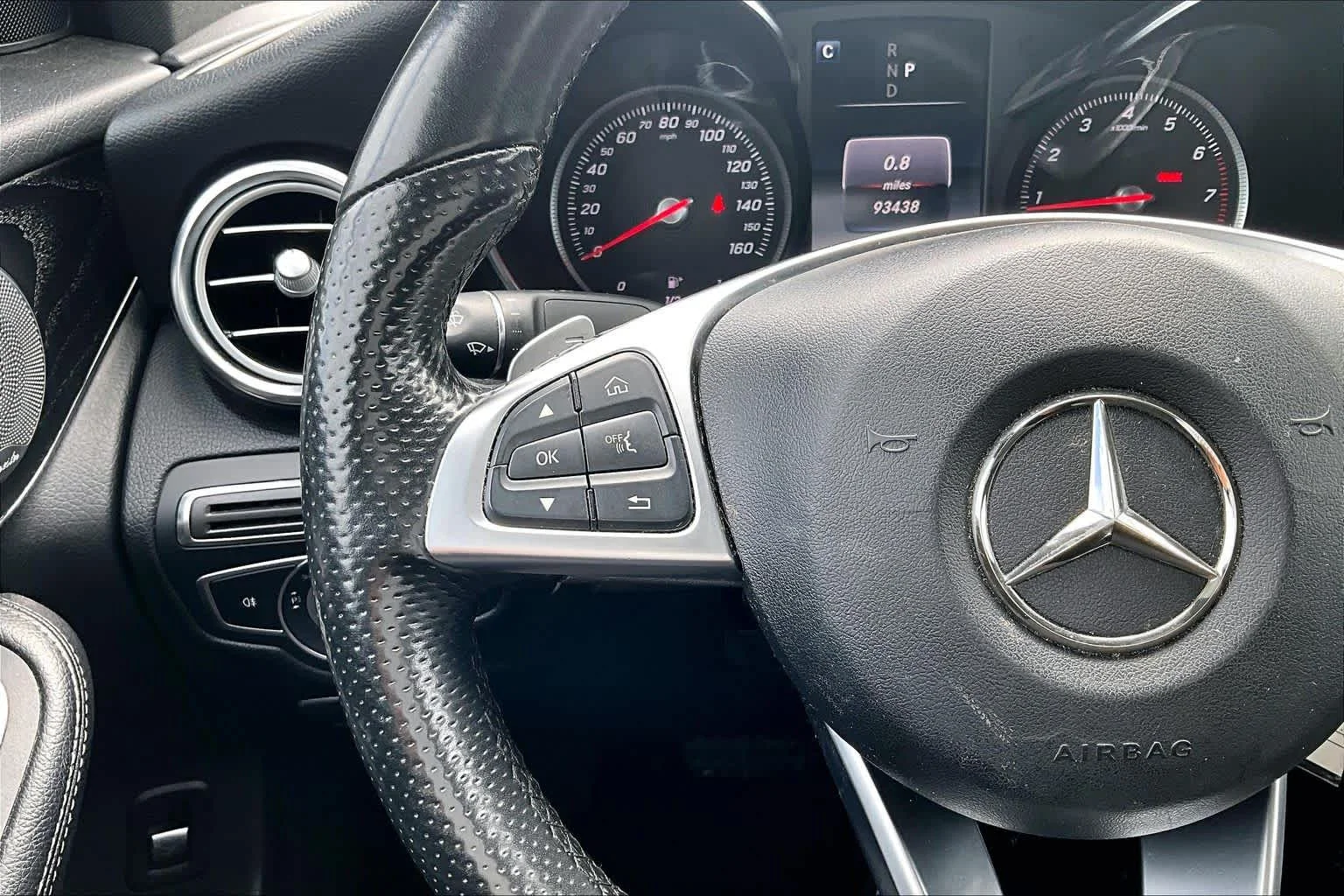 Used 2018 Iridium Silver Metallic Mercedes-Benz GLC 300 image 24