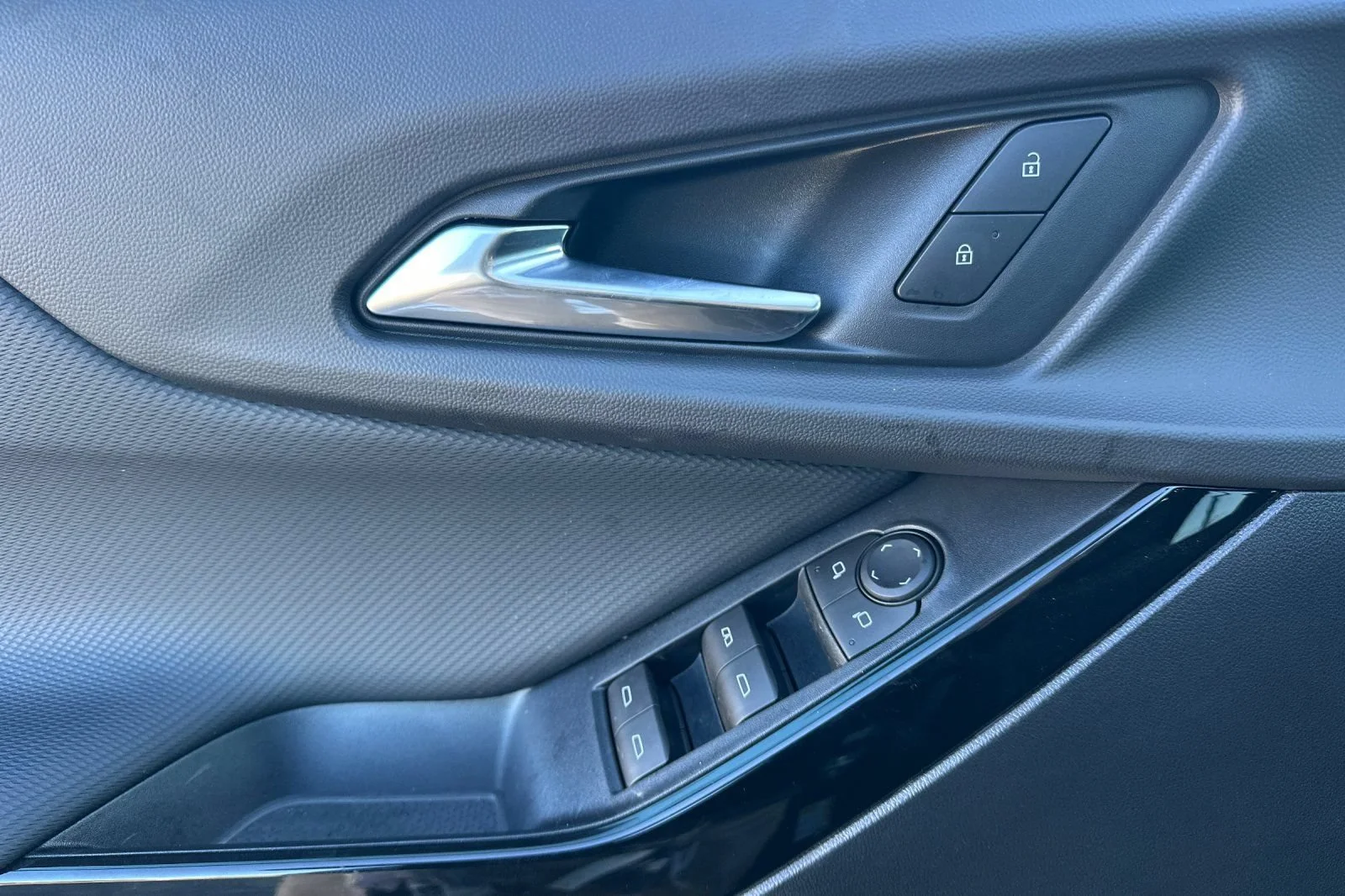 New 2026 Mosaic Black Metallic Chevrolet LT image 11
