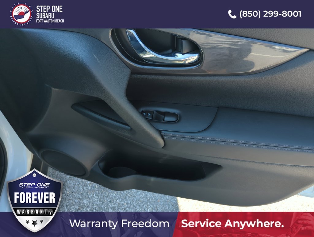 Used 2020 White Nissan SV image 34