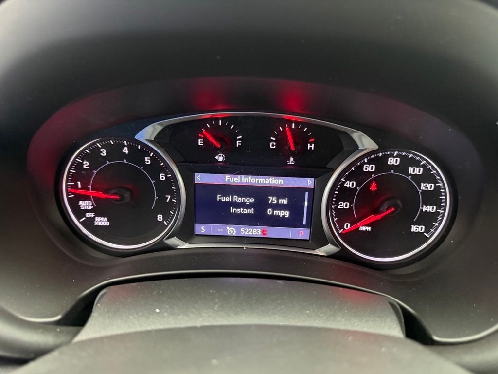 Used 2020 Silver GMC SLE image 21