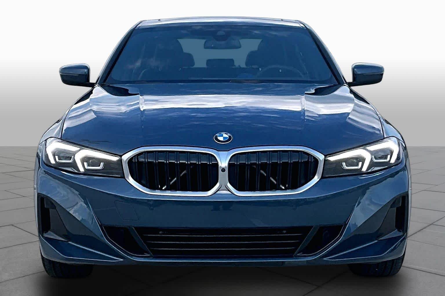 Used 2026 Arctic Race Blue metallic BMW 330i NA image 3