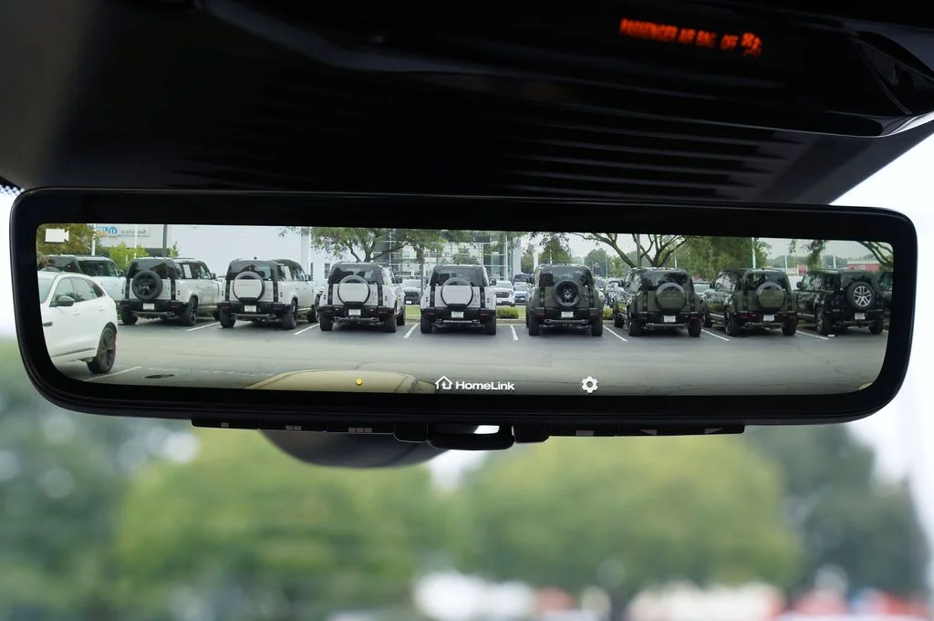 New 2026 Santorini Black Land Rover SE image 19