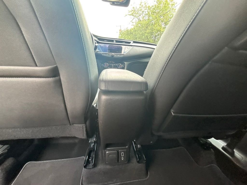 Used 2020 Brown Buick Essence image 18