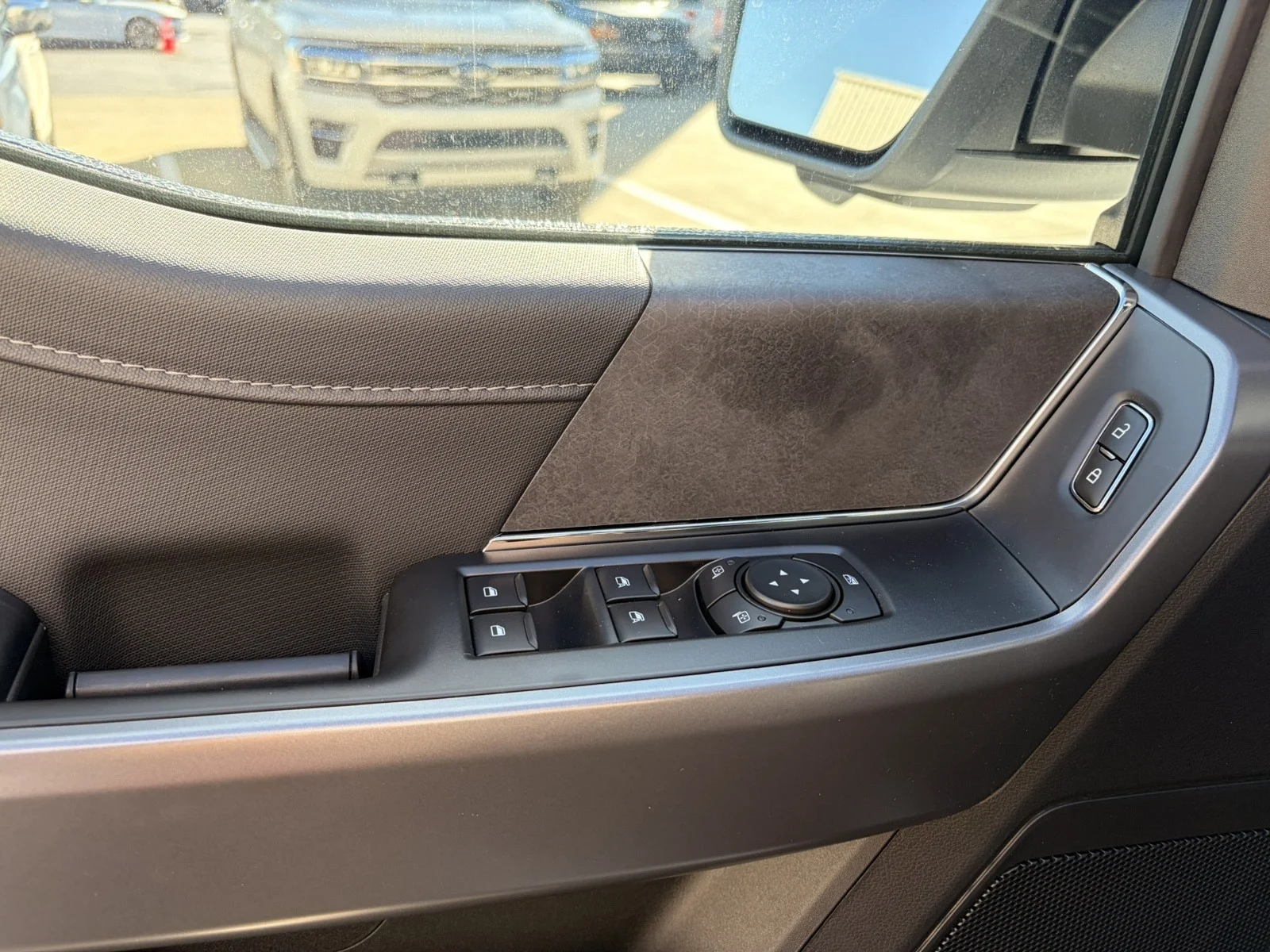 New 2026 Oxford White Ford XLT image 28