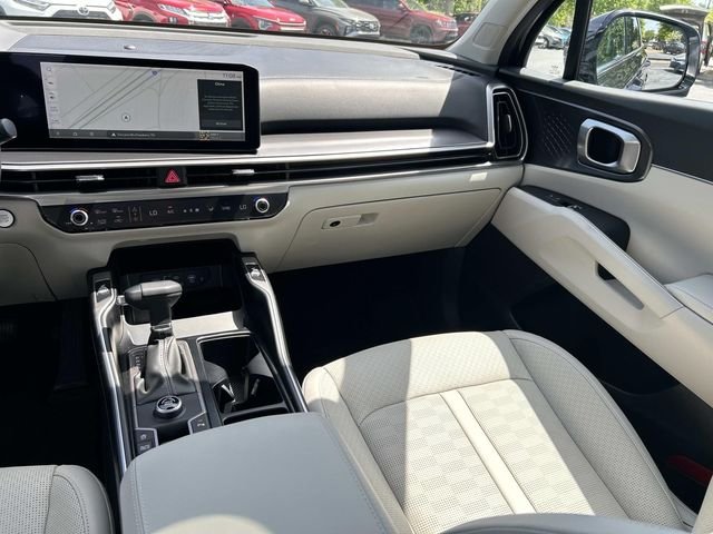 Used 2025 Gray Kia S image 17