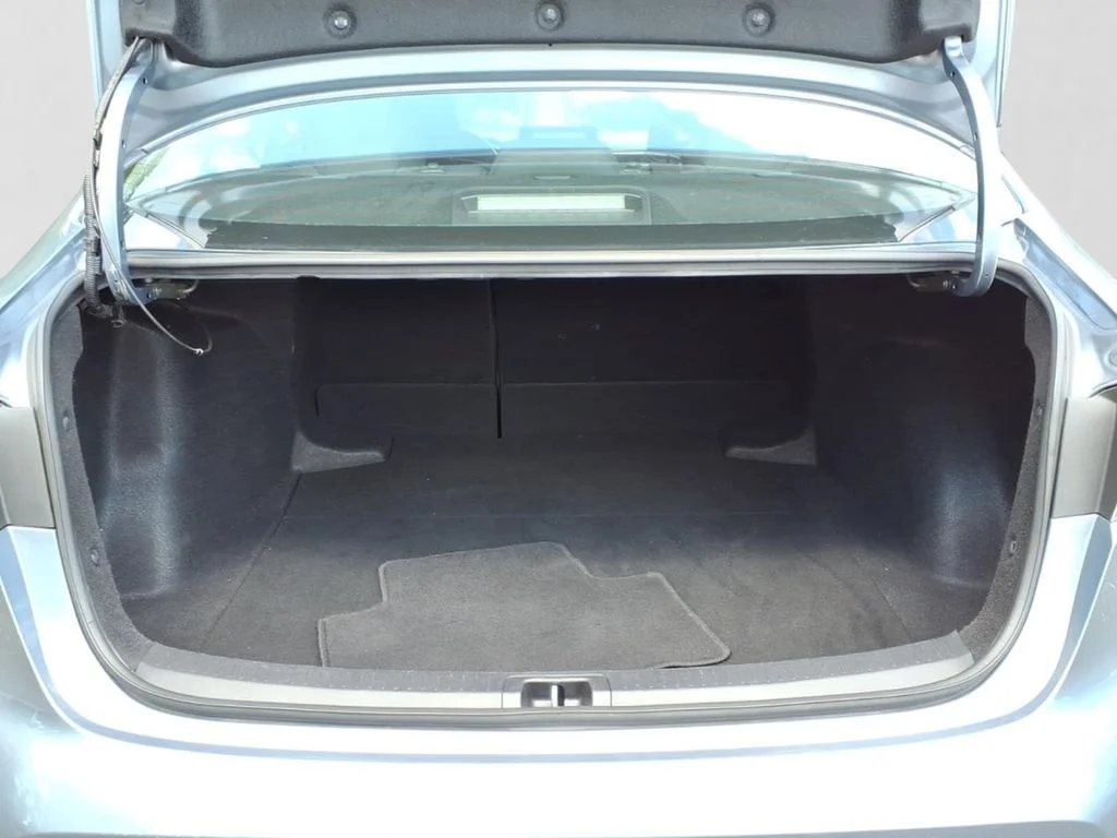Used 2024  Toyota LE image 30