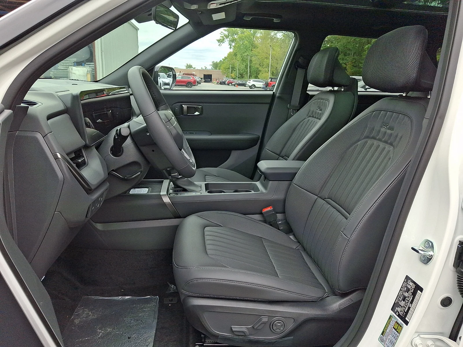 New 2027 White Kia X-Line S image 12
