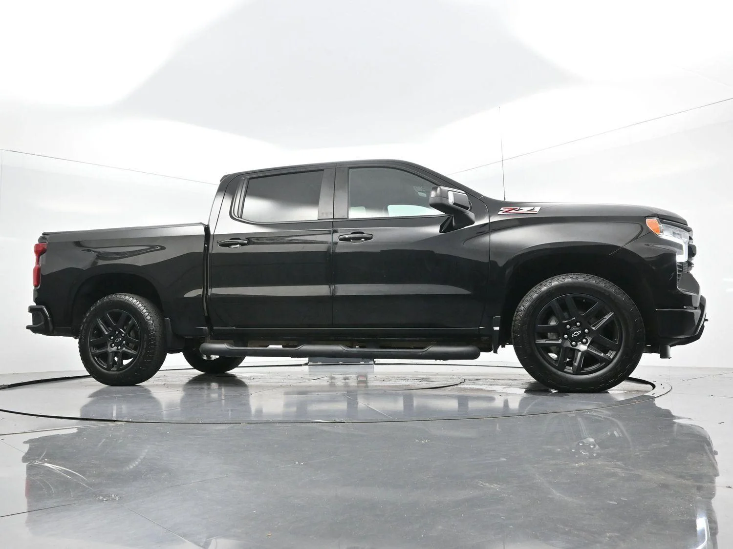 Used 2023 Black Chevrolet RST image 40