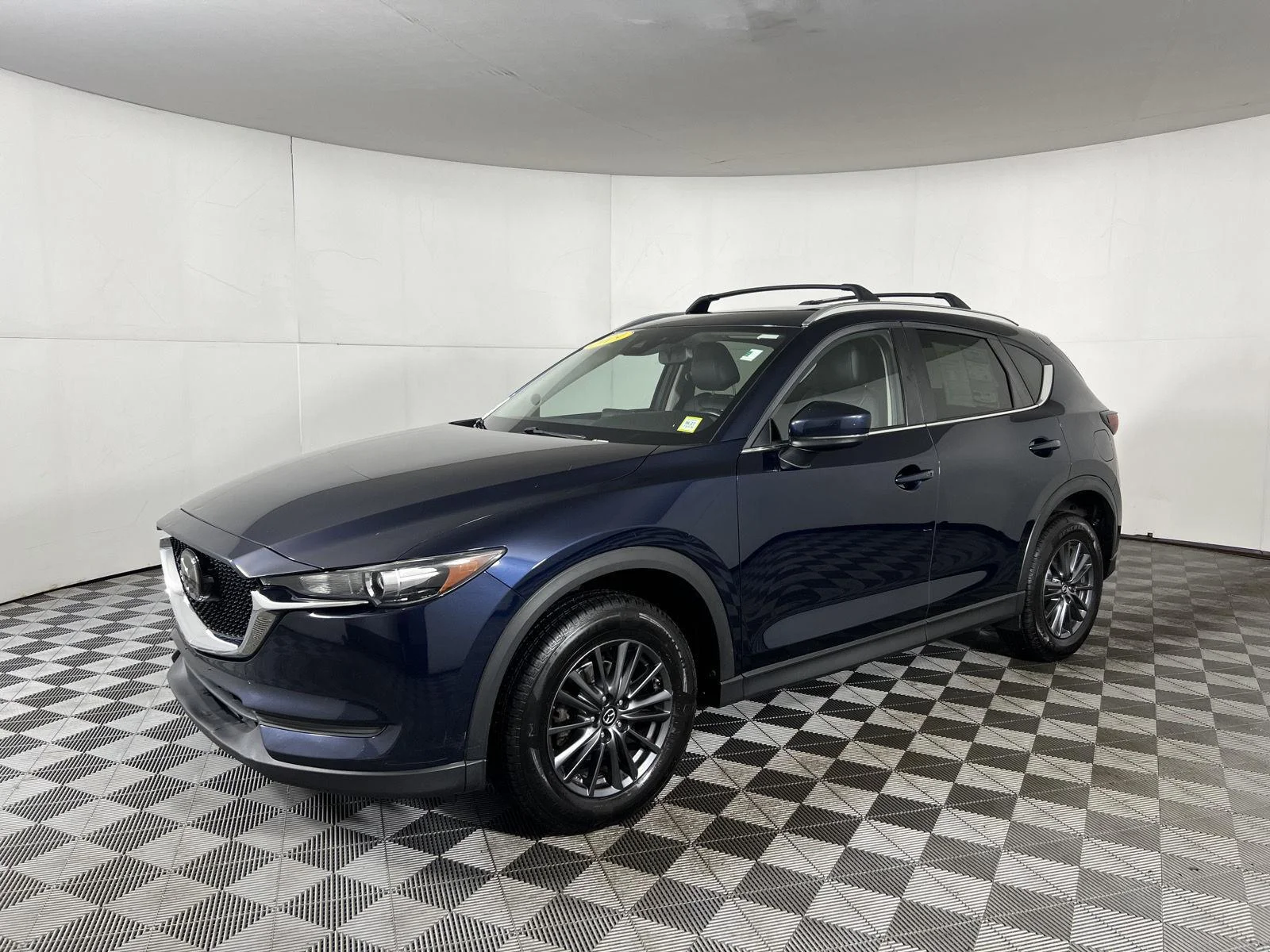 Used 2019  Mazda Touring image 20