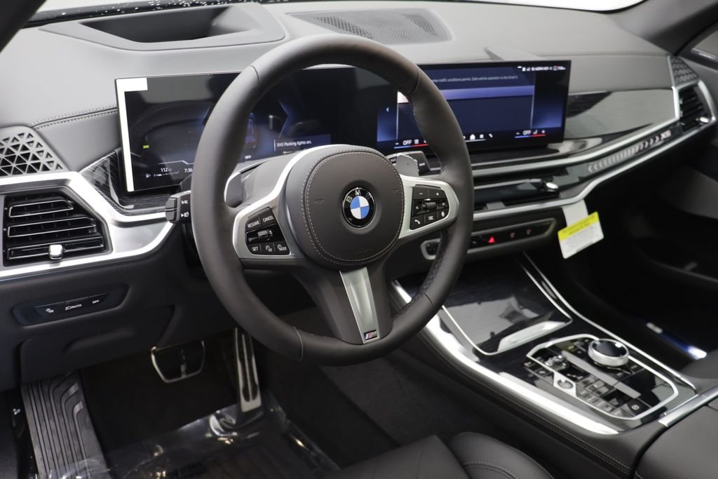 New 2026 Black Sapphire Metallic BMW xDrive40i image 7