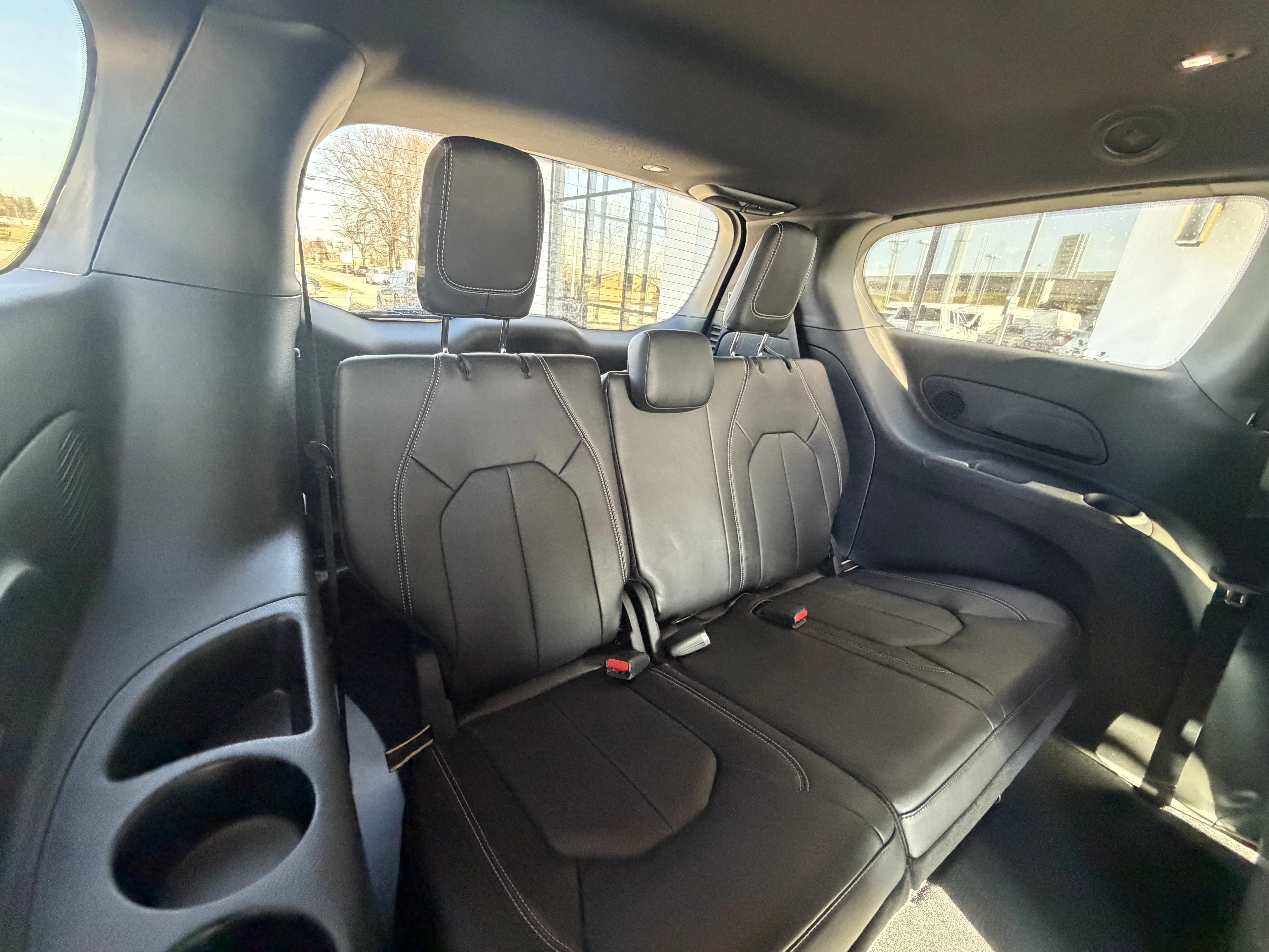 2026 Chrysler Pacifica Select - Photo 26