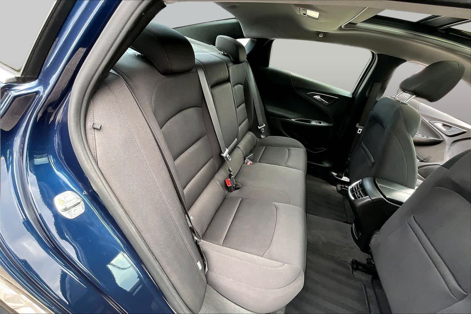 Used 2022 Northsky Blue Metallic Chevrolet LT image 20