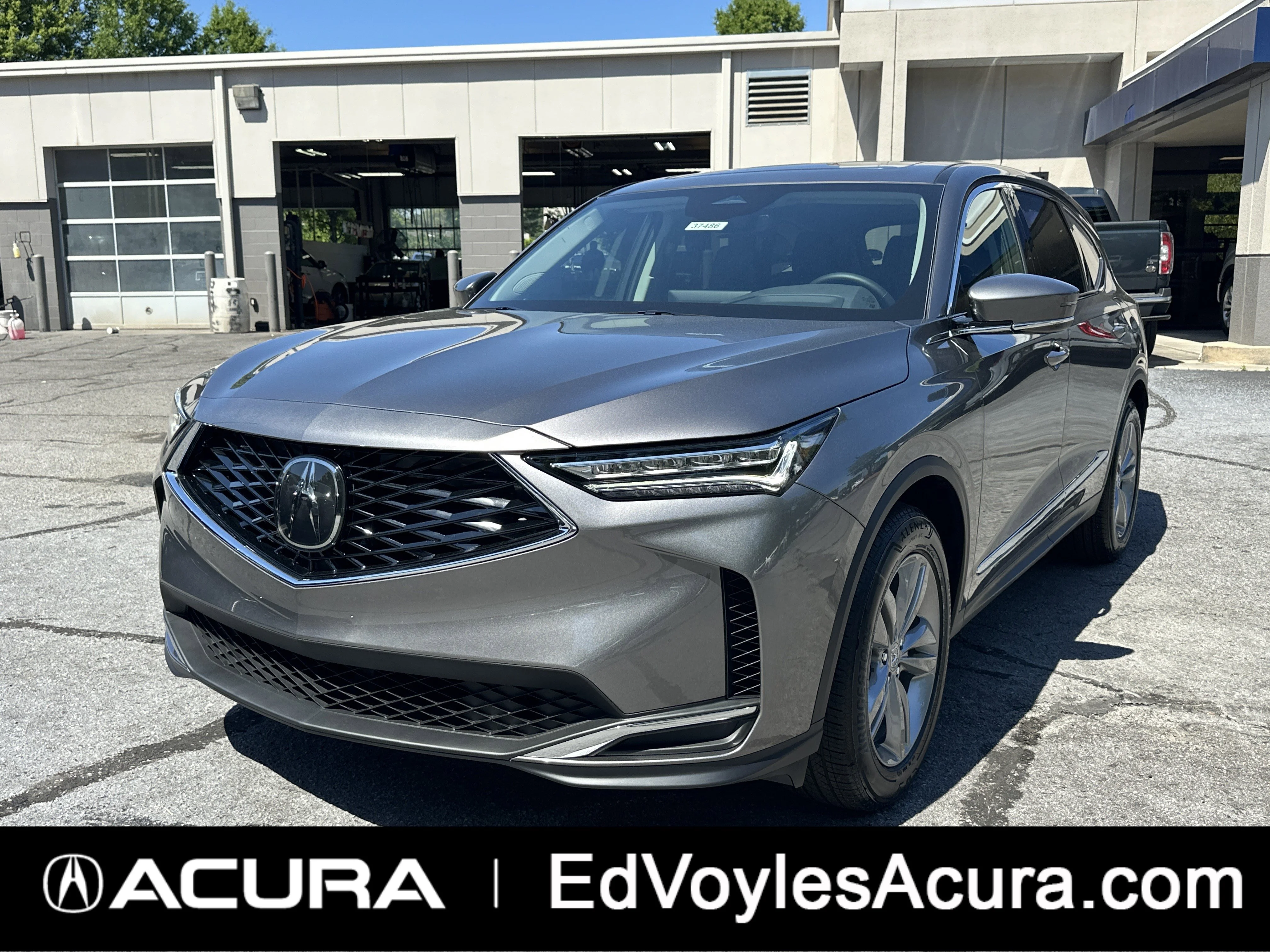 2026 Acura MDX SH-AWD's photo