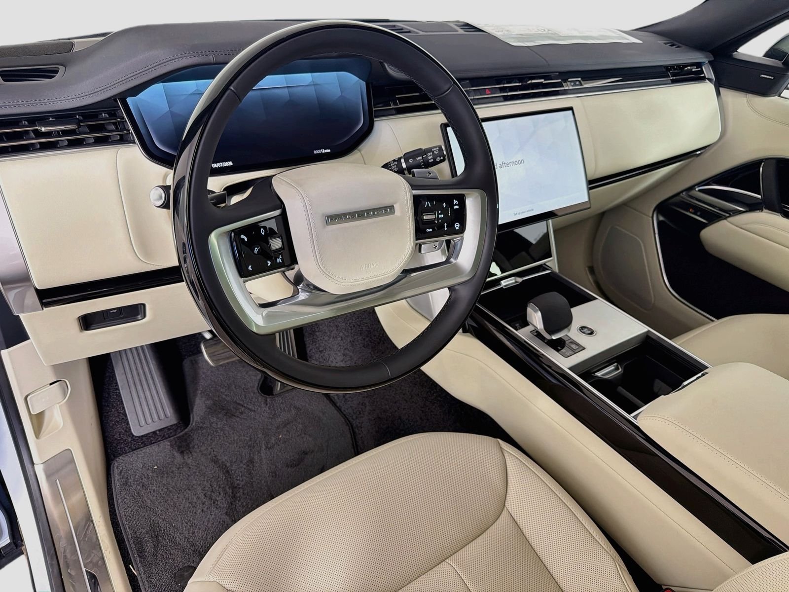 New 2026 Fuji White Land Rover SE image 10