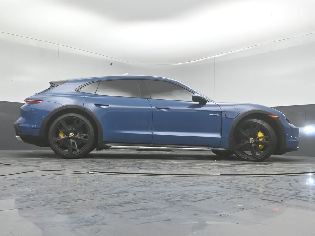 2024 PORSCHE TAYCAN - Image 43