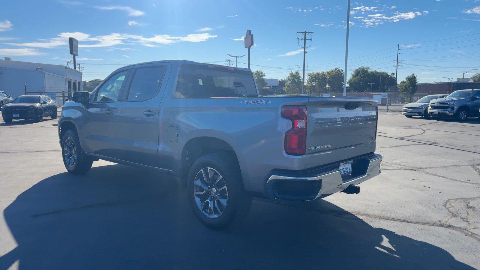 2026 Chevrolet Silverado 1500 LT - Photo 9