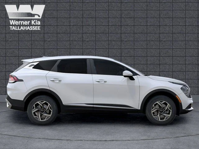 New 2025 Snow White Pearl Kia LX image 7