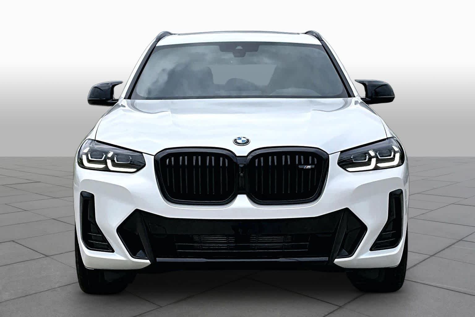 Used 2024 Mineral White Metallic BMW M40i image 3