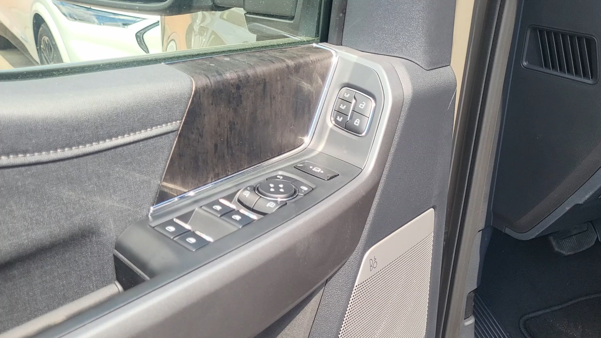 New 2026 Marsh Gray Ford LARIAT image 11