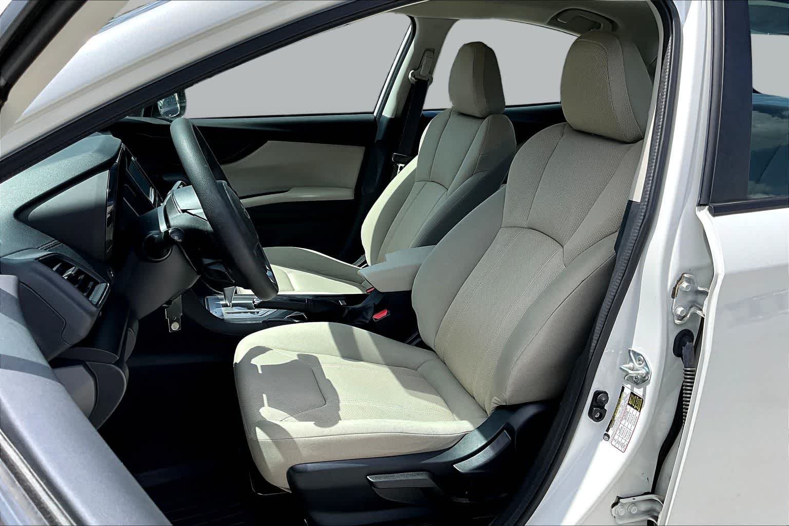 Used 2022 Crystal White Pearl Subaru  image 8