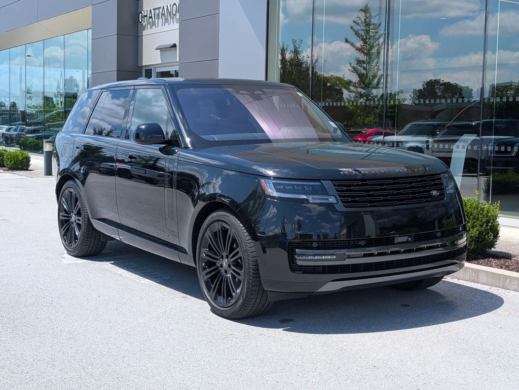 Certified Used 2023 Santorini Black Metallic Land Rover SE image 9