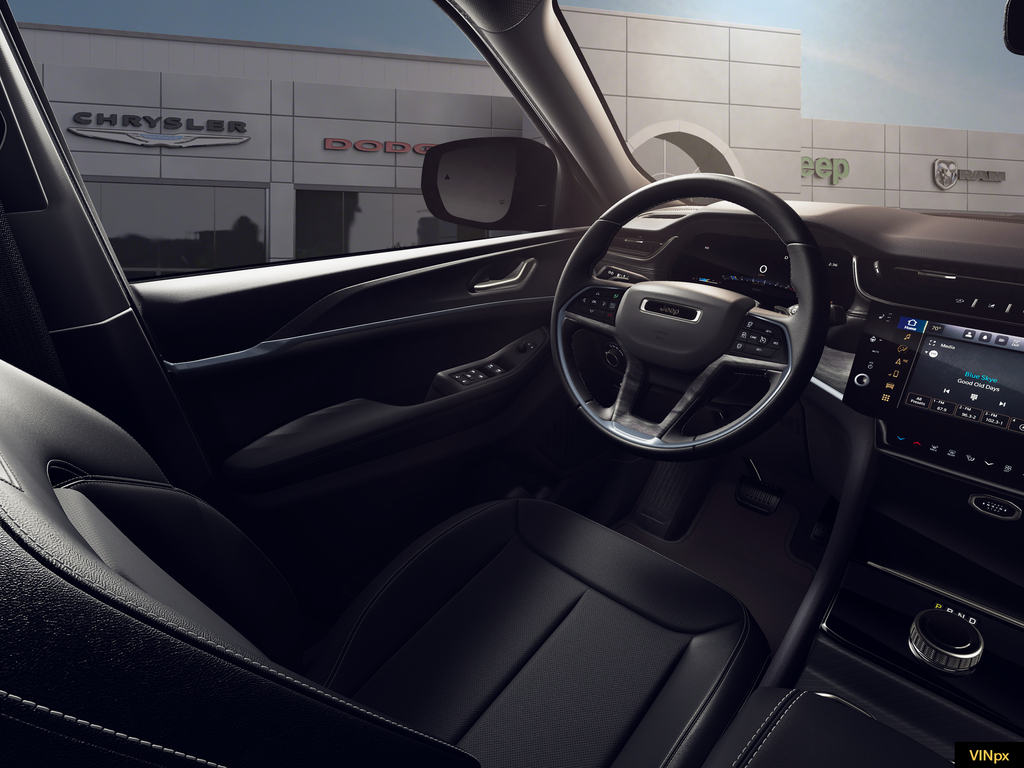 New 2026 Bright White Clear-Coat Exterior Paint Jeep Laredo Altitude image 19