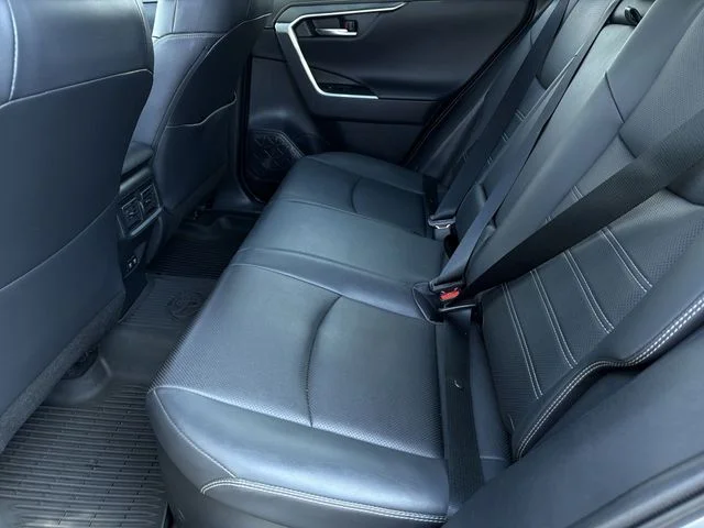 2020 Toyota RAV4 Limited - Photo 20