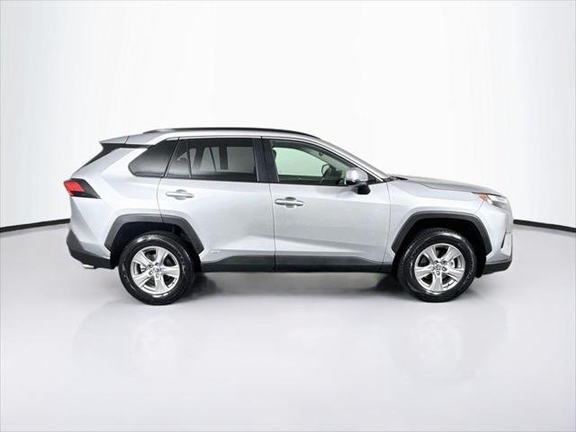 Certified Used 2025 SILVER SKY METALLIC Toyota  image 10