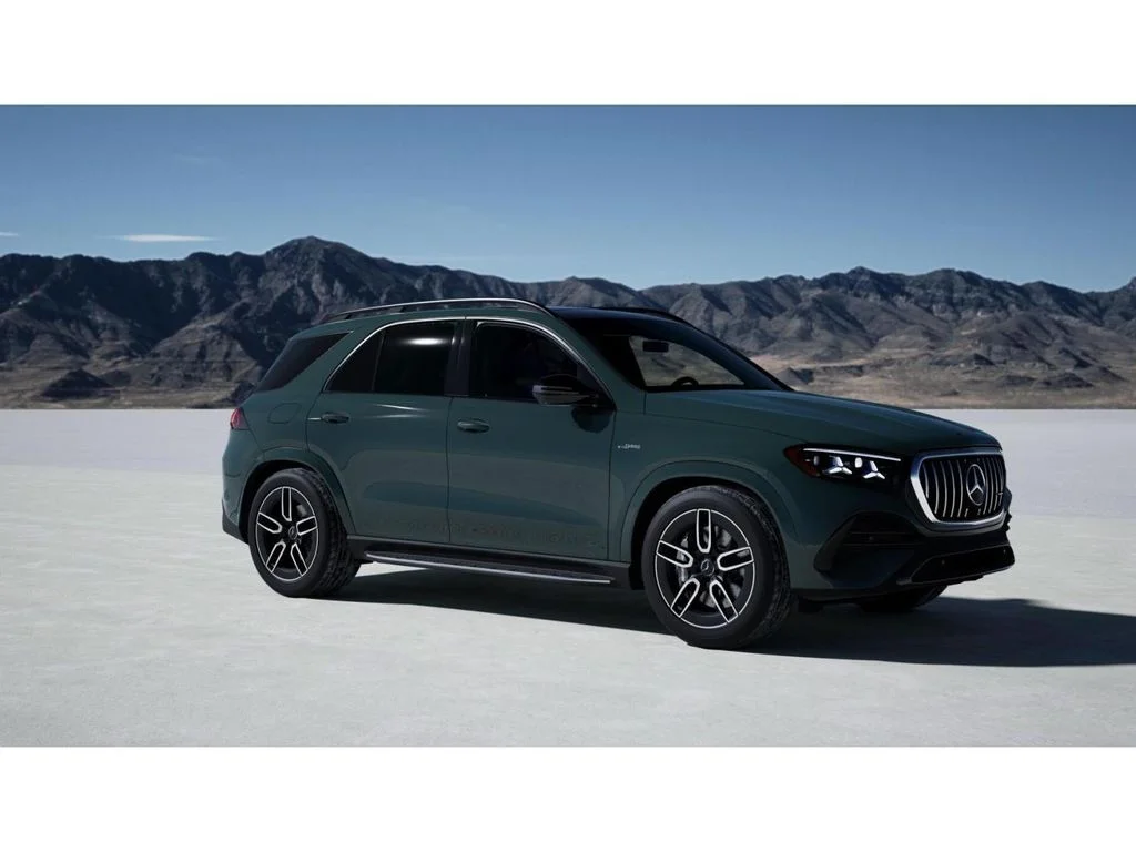 New 2027 Green Mercedes-Benz  image 12