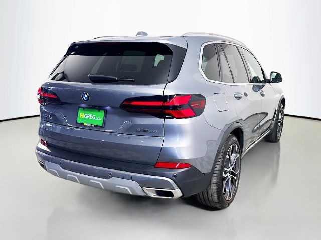 Used 2024 Skyscraper Grey Metallic BMW sDrive40i image 7