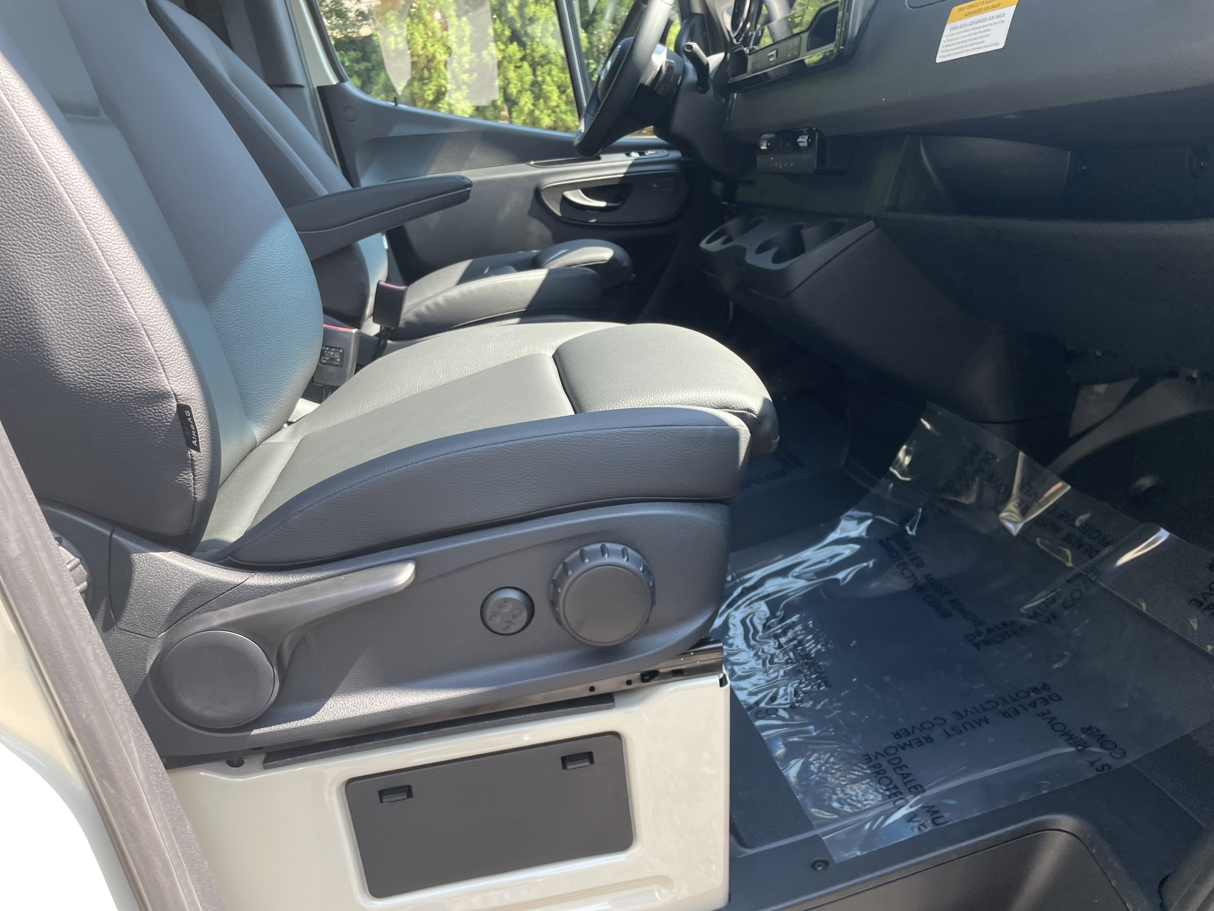 2025 Mercedes-Benz Sprinter Cargo Van Base - Photo 40