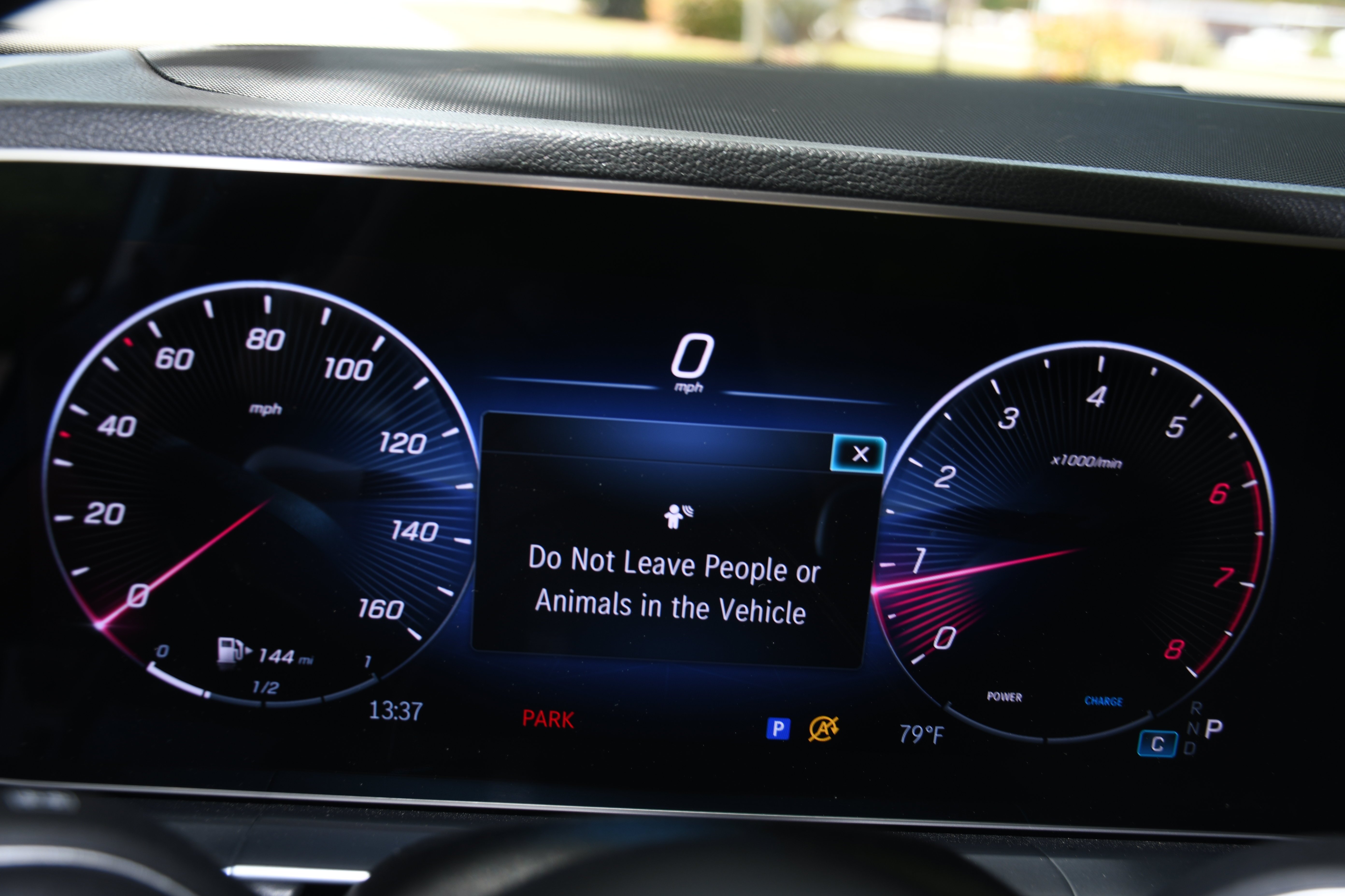 Used 2024 White Mercedes-Benz GLE 450 image 14