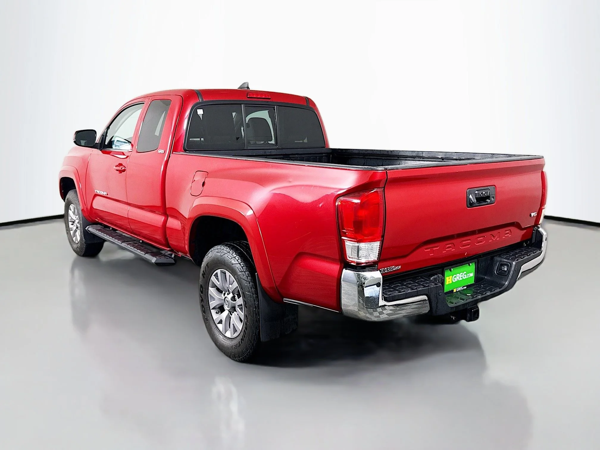 Used 2017 Barcelona Red Metallic Toyota SR5 image 5