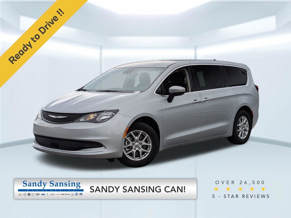 2023 Chrysler Voyager LX's photo